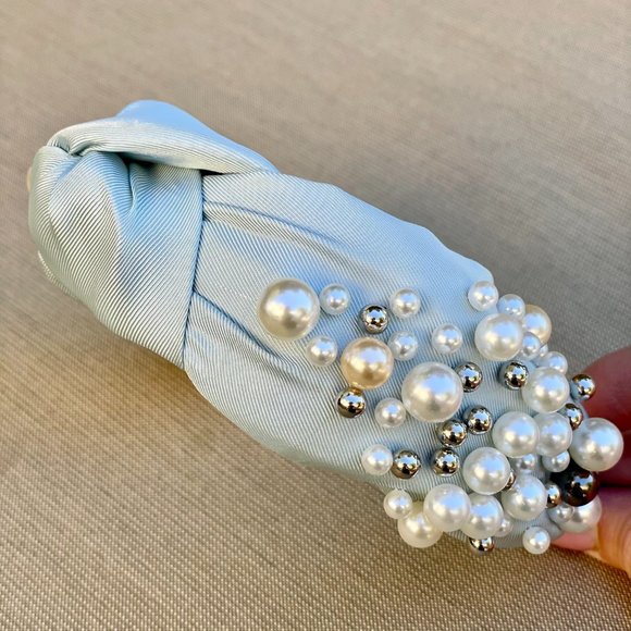 Luxury Beaded Headband with a knot on top - Picture 6 of 7